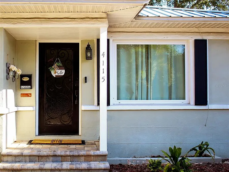 4115 W San Pedro St — Photo 2