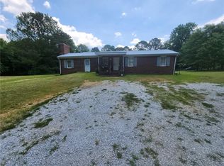 1032 Barnes Rd, Bowdon, GA 30108