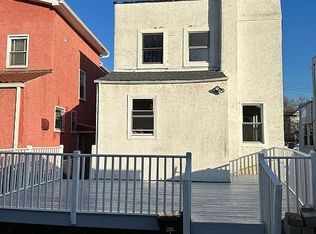 137-52 232nd St, Springfield Gardens, NY 11413