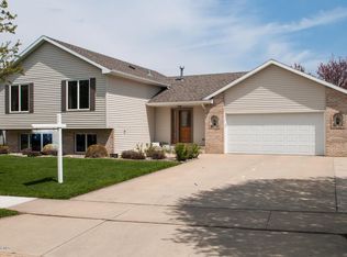 4430 Stratford Ln NW, Rochester, MN 55901