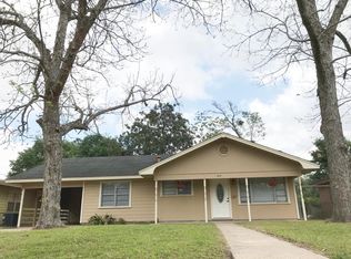 630 Callaway Dr, Beaumont, TX 77706