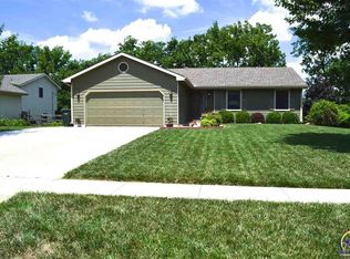 7318 SW Cannock Chase Rd, Topeka, KS 66614