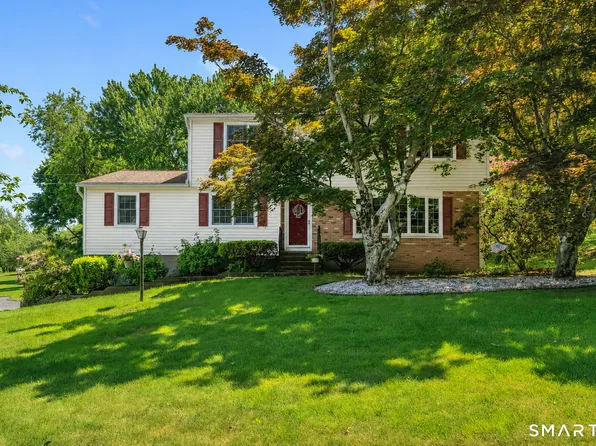 82 Spoke Drive, Shelton, CT 06484