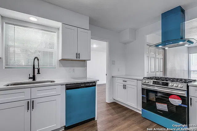 4 bed, 2.0 bath, 1236 sqft, $1,450 — Photo 4