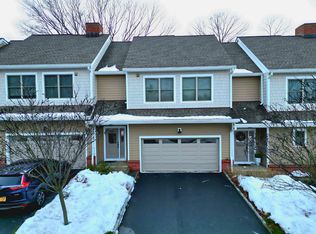 304 Boulder Ridge Rd, South Salem, NY 10590