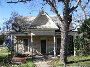 208 S Austin Ave, Georgetown, TX 78626