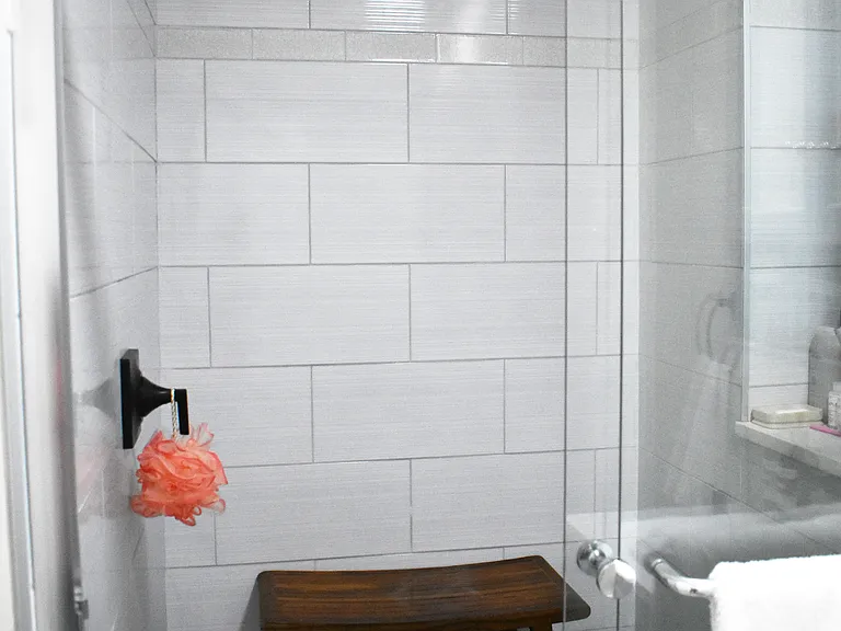 839 W Cornelia Ave #2N — Photo 8