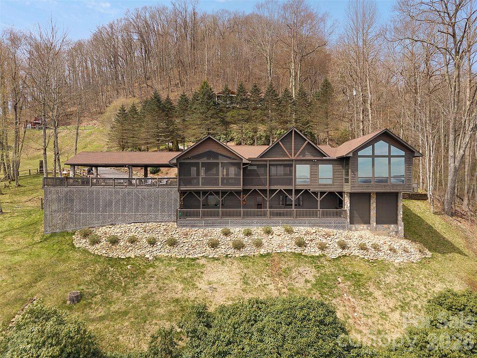 1st image of 220 Dulcimer Ln