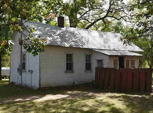 408 W School St, Stacyville, IA 50476