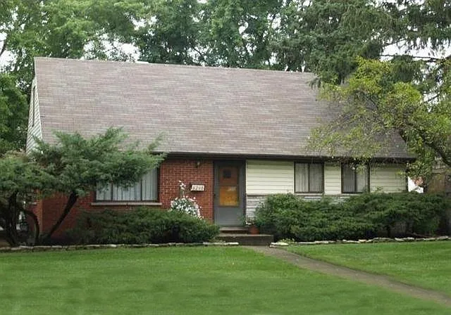 6260 W 83rd Pl photo 1
