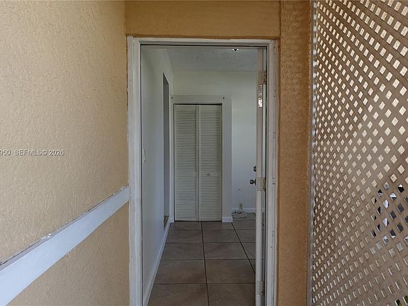 3rd image of 11262 SW 74th St