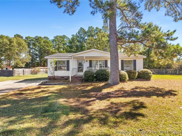 1813 Obannon Dr, Raeford, NC 28376