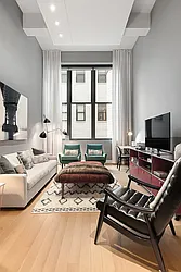 421 Hudson Street, #520