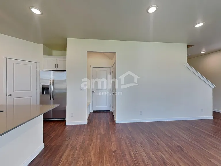 9412 W Shumard St — Photo 5