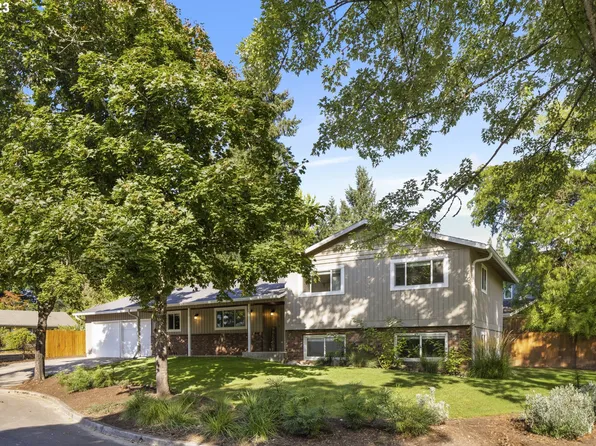 20375 SW Avon Ct, Beaverton, OR 97078
