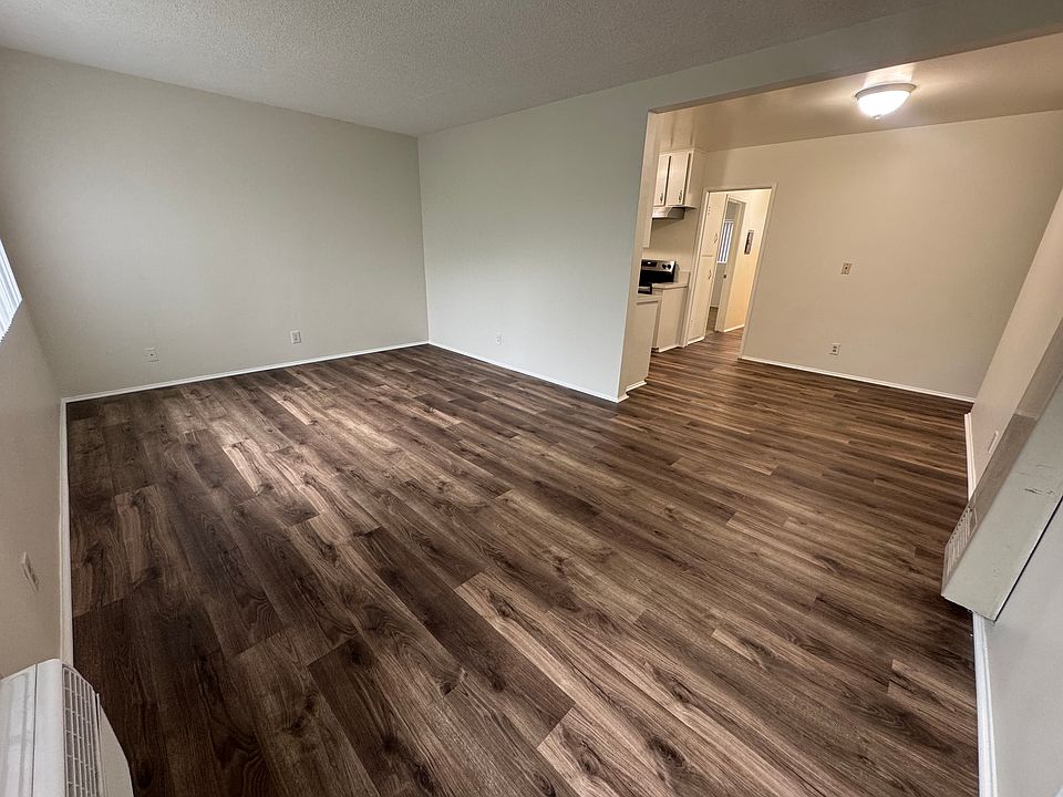 1st image of 226 E Orlando Way