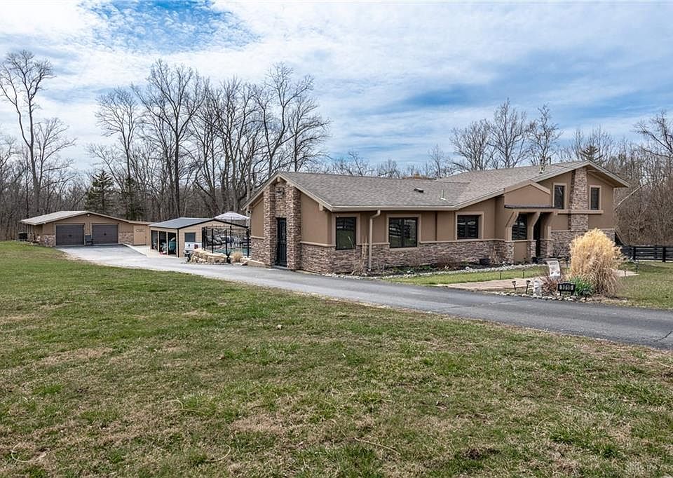 1015 W Lytle 5 Points Rd, Springboro, OH 45066 Zillow