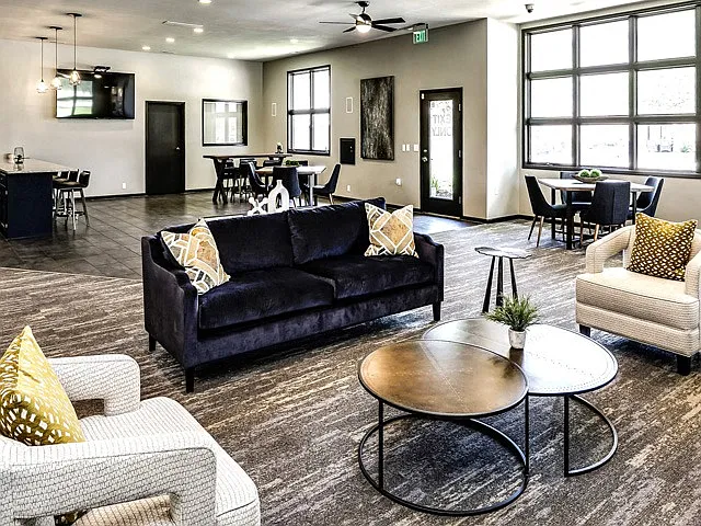 Deerfield Apartments & Chateaus — Photo 63