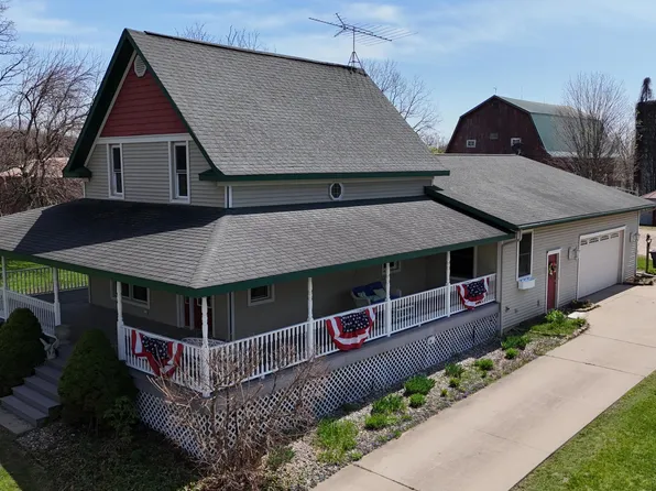 11481 Cressey Rd, Plainwell, MI 49080