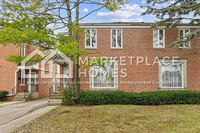 706 Broadview Ave — Photo 1