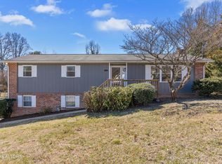 209 Lakeview Ln, Oak Ridge, TN 37830