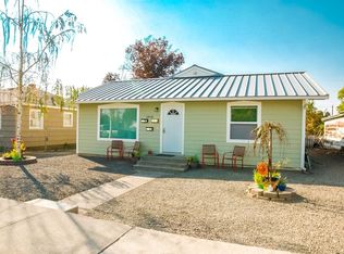 1018 Saint John St, Walla Walla, WA 99362