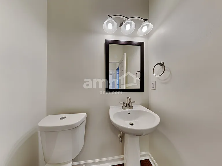 3840 Holliwell Pass — Photo 10