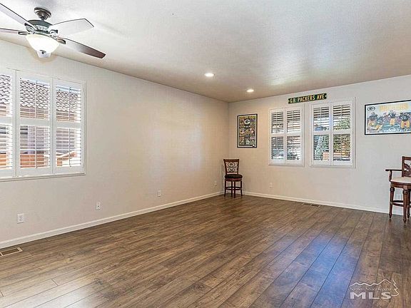 4th image of 2472 San Remo Dr