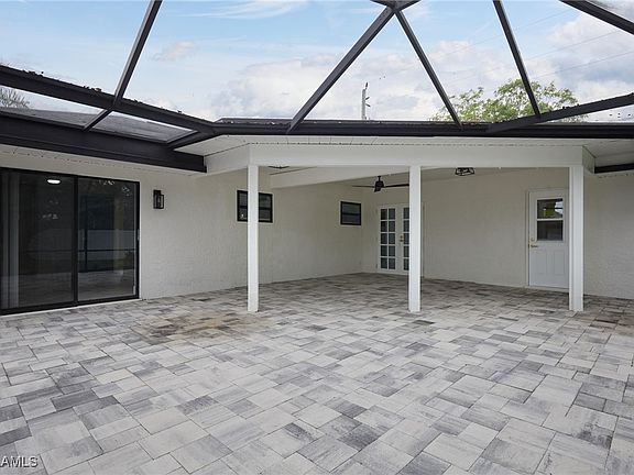 3rd image of 3866 Villmoor Ln