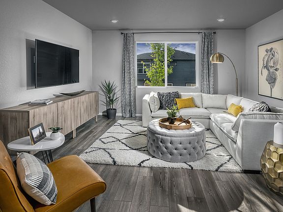 The Glenwood floorplan modeled at Buffalo Highlands.