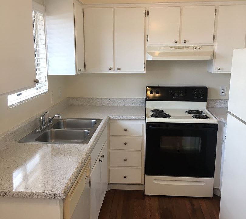 1st image of 950 S Magnolia Ave APT 7