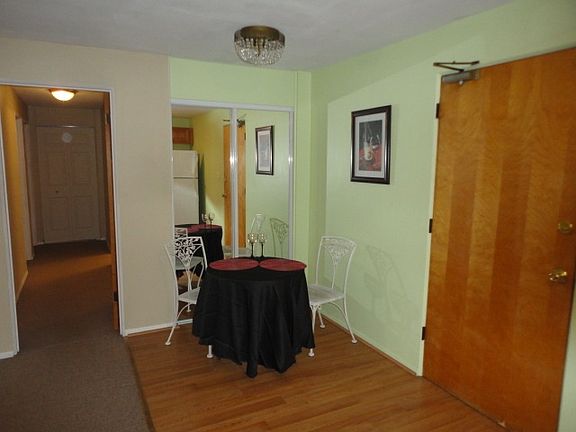 5th image of 8121 Valle Dr APT A2