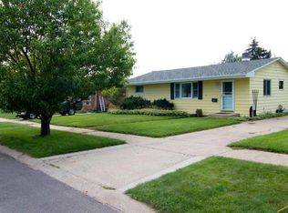 4825 Pierre St, Rapid City, SD 57702