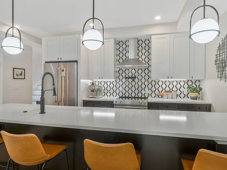 1151 Oates St NE #2 — Photo 15