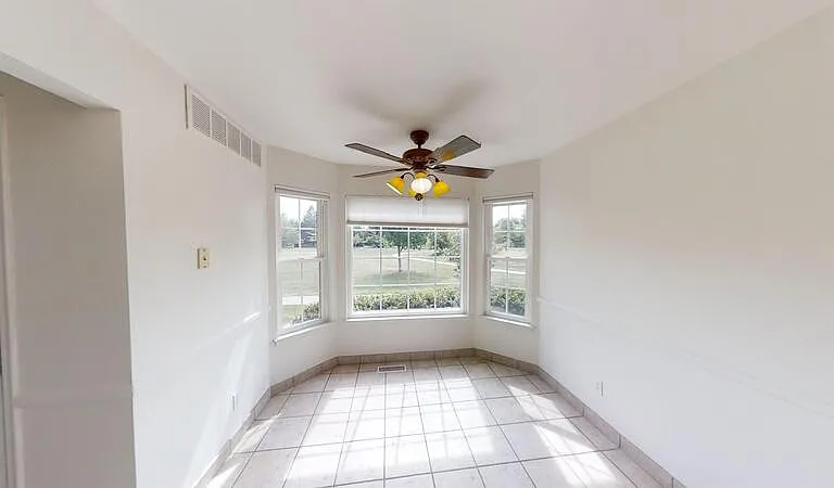 2824 Page Ave #ENTIRE — Photo 3