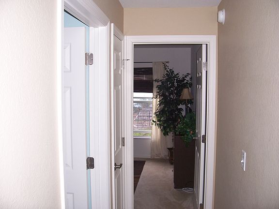 hallway to other bedroom