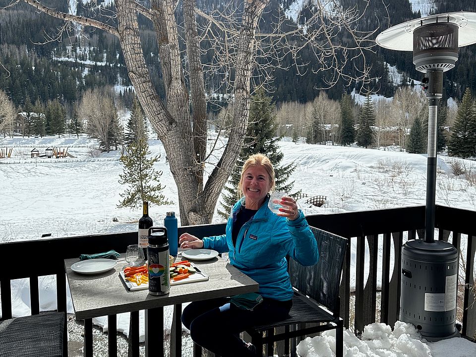Apres on the balcony in March.