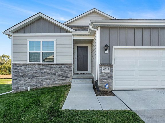 4th image of 4517 Lawnwood Dr
