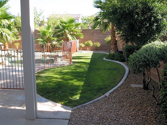 Fenced side yard