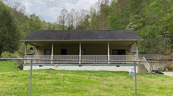 939 Right Fork Island Creek Rd, Pikeville, KY 41501 | MLS #115330 | Zillow