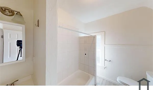 1128 34th St — Photo 9