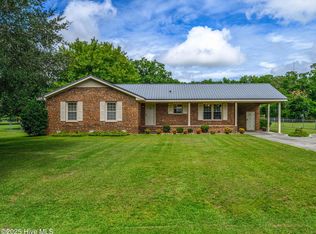 3706 Lavenham Rd, New Bern, NC 28562