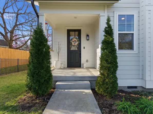 2003 Maple View Ln, Nashville, TN 37207