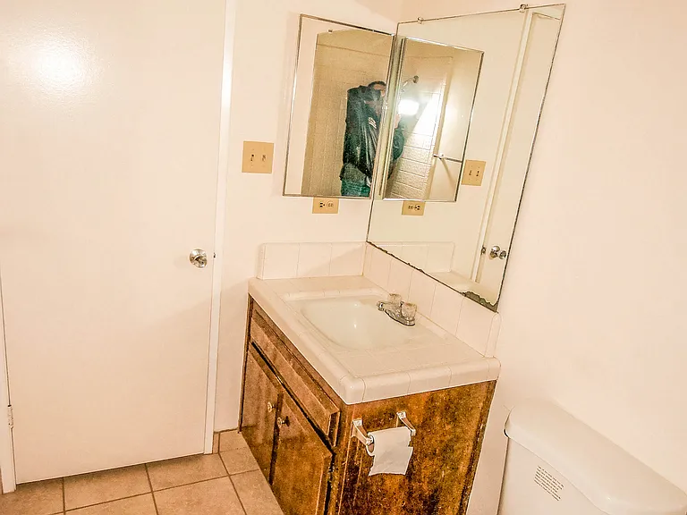 2700 Ashe Rd #B — Photo 9