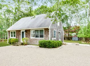 3 Poplar St, East Hampton, NY 11937