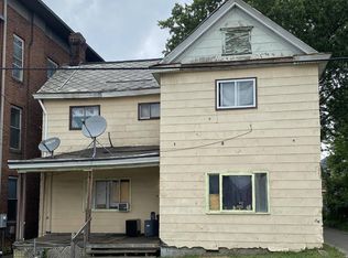 11 Lenox St, Uniontown, PA 15401