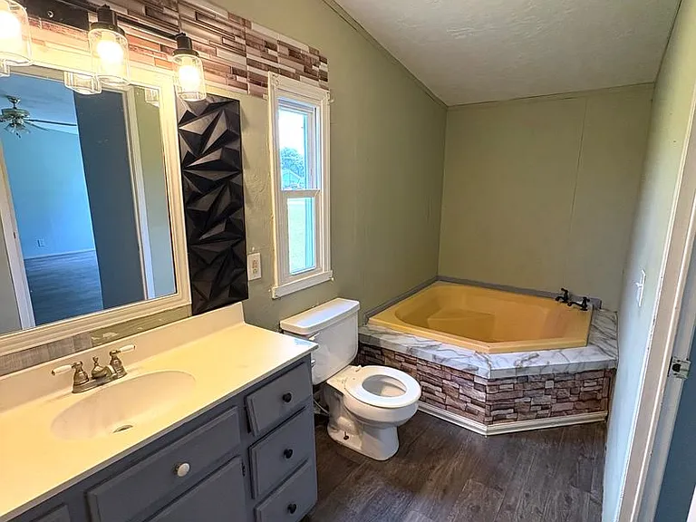 6284 Mud Lick Flippin Rd — Photo 10