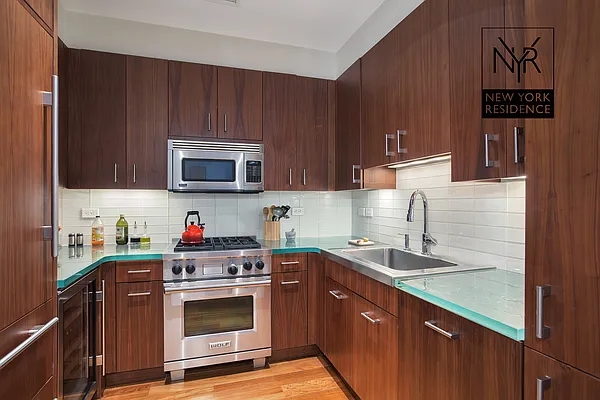 Rented by New York Residence | media 34