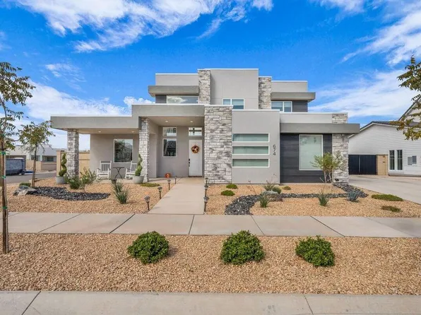 674 W Green Dr, Saint George, UT 84790