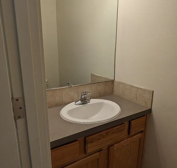 Halsey East Townhomes — Photo 51